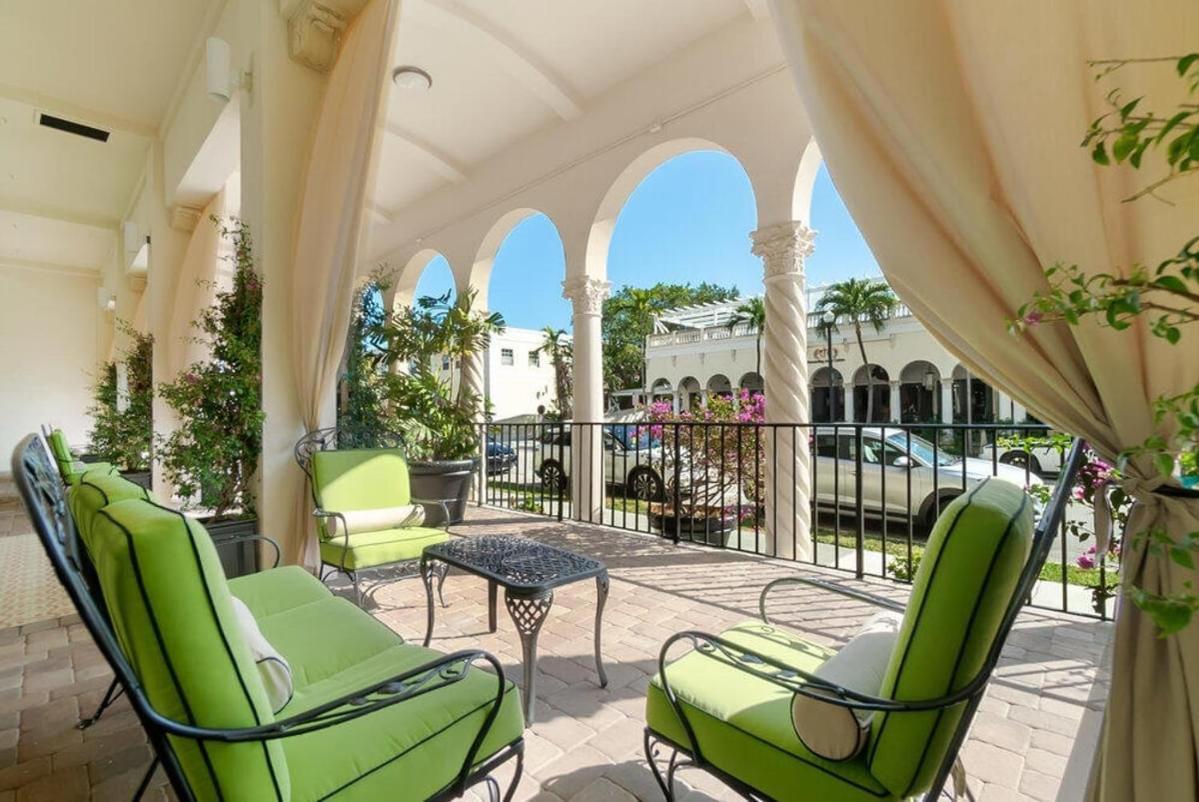 King Bed Mermaid Suite - Heart Of Palm Beach, Free Parking Included Extérieur photo